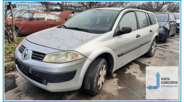RENAULT MEGANE 2a Serie  del 2005 parti usate e ricambi - Tipo Motore K9KP7
