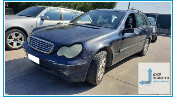 MERCEDES-BENZ Classe C W/S203 del 2001 parti usate e ricambi
