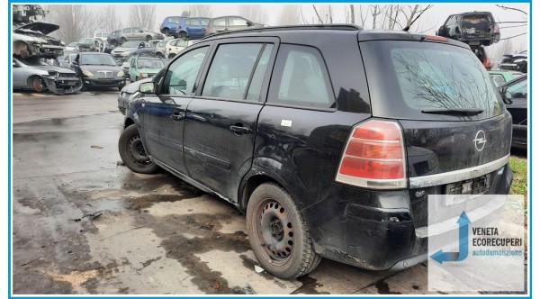 OPEL ZAFIRA A05 del 2008 parti usate e ricambi - Tipo Motore Z16YNG