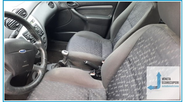 FORD FOCUS CAK del 2000 parti usate e ricambi - Tipo Motore FYDA