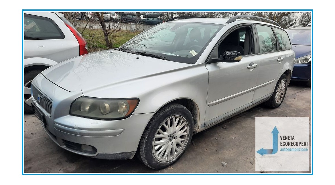VOLVO V50  del 2004 parti usate e ricambi - Tipo Motore D4204T