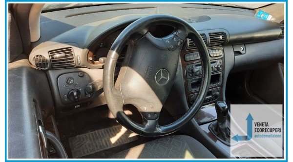 MERCEDES-BENZ Classe C W/S203 del 2001 parti usate e ricambi