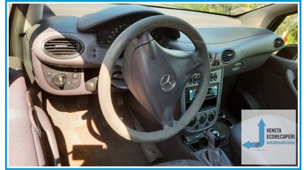 MERCEDES-BENZ Classe A W168 del 2001 parti usate e ricambi