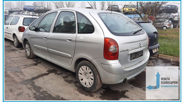 CITROEN XSARA PICASSO  del 2005 parti usate e ricambi - Tipo Motore 6FZ