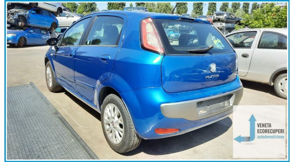 FIAT PUNTO EVO 3J del 2010 parti usate e ricambi - Tipo Motore 350A1000