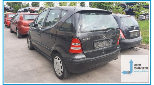 MERCEDES-BENZ Classe A W168 del 2002 parti usate e ricambi