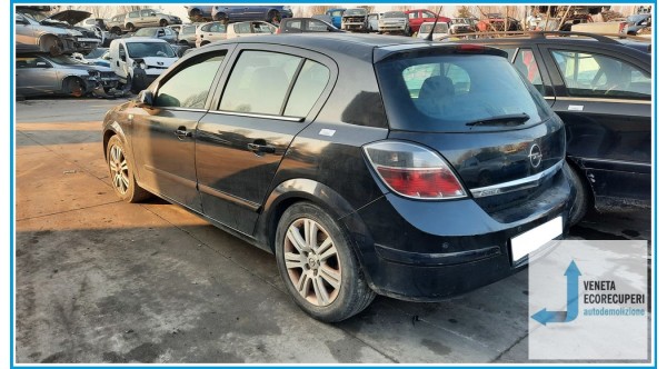 OPEL ASTRA A04 del 2007 parti usate e ricambi - Tipo Motore Z16XER