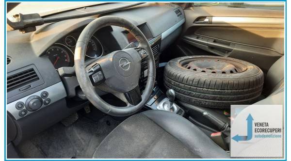 OPEL ASTRA A04 del 2007 parti usate e ricambi - Tipo Motore Z16XER