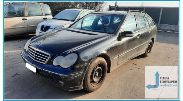 MERCEDES-BENZ Classe C W/S203 del 2002 parti usate e ricambi - Tipo Motore 611962