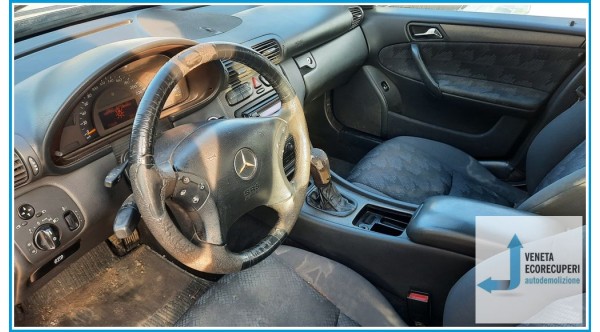 MERCEDES-BENZ Classe C W/S203 del 2002 parti usate e ricambi - Tipo Motore 611962