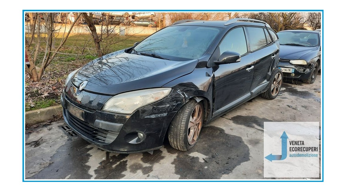 RENAULT MEGANE 3a Serie  del 2010 parti usate e ricambi - Tipo Motore K9KJ8