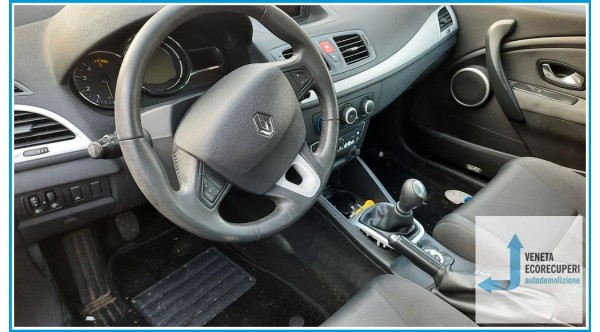 RENAULT MEGANE 3a Serie  del 2010 parti usate e ricambi - Tipo Motore K9KJ8
