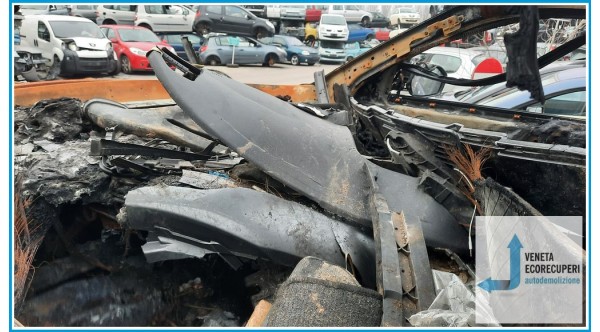 LAND ROVER RANGE ROVER EVOQUE  del 2014 parti usate e ricambi - Tipo Motore 224DT