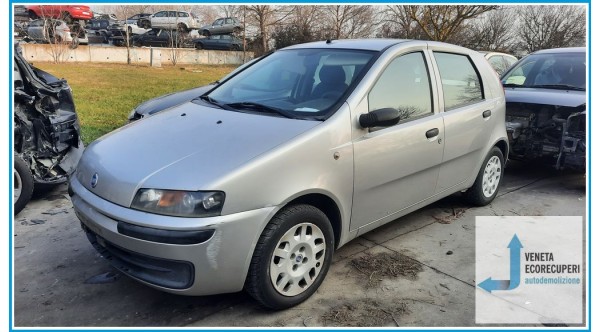 FIAT PUNTO 1N/1P del 2002 parti usate e ricambi - Tipo Motore 188A4000