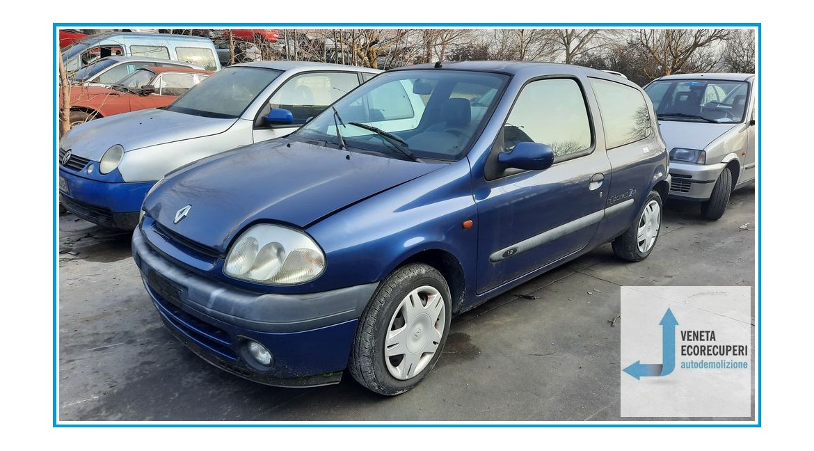 RENAULT CLIO 2a Serie  del 2000 parti usate e ricambi - Tipo Motore D7FD7