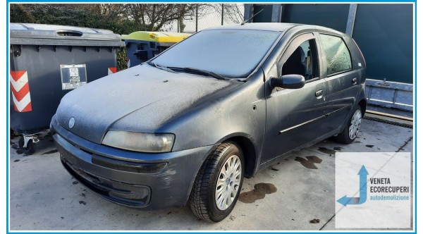 FIAT PUNTO 1N/1P del 2001 parti usate e ricambi - Tipo Motore 188A5000