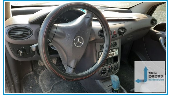 MERCEDES-BENZ Classe A W168 del 2002 parti usate e ricambi