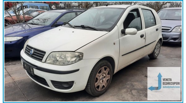 FIAT PUNTO 1N/1P del 2005 parti usate e ricambi - Tipo Motore 188A4000