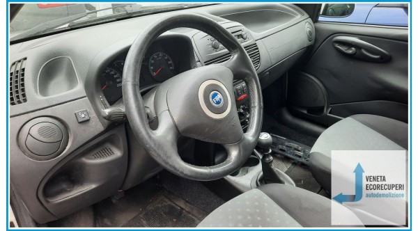FIAT PUNTO 1N/1P del 2005 parti usate e ricambi - Tipo Motore 188A4000