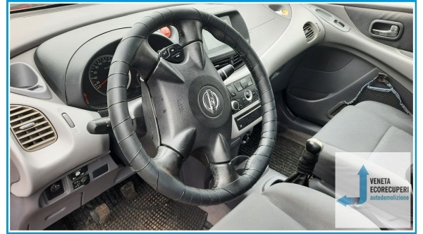 NISSAN ALMERA N16E del 2005 parti usate e ricambi - Tipo Motore QG18