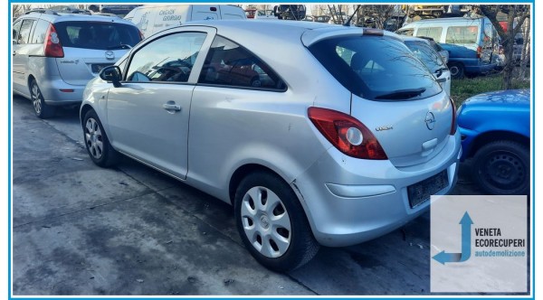 OPEL CORSA S07 del 2009 parti usate e ricambi - Tipo Motore Z12XEP