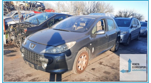 PEUGEOT 307  del 2006 parti usate e ricambi - Tipo Motore KFU