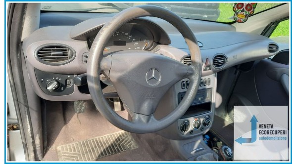 MERCEDES-BENZ Classe A W168 del 2004 parti usate e ricambi