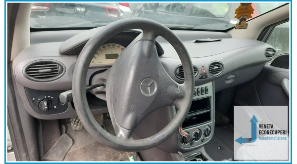 MERCEDES-BENZ Classe A W168 del 2002 parti usate e ricambi