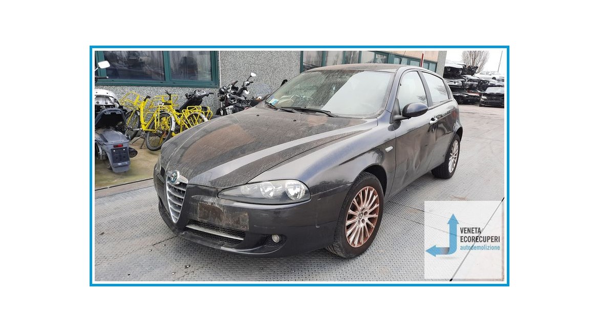 ALFA ROMEO 147 W8 del 2008 parti usate e ricambi