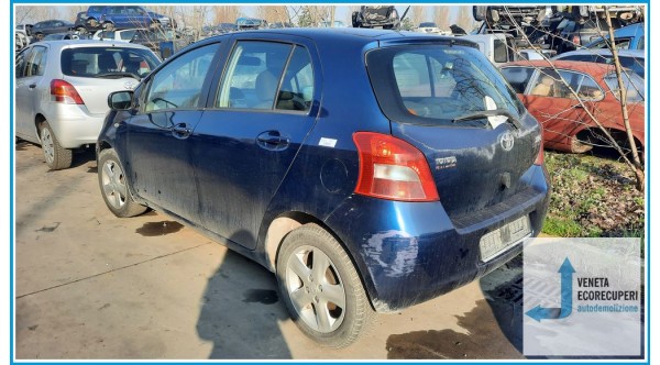 TOYOTA YARIS  del 2006 parti usate e ricambi - Tipo Motore 1KRFE