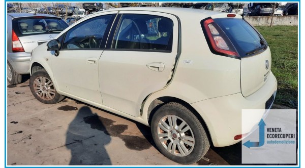 FIAT PUNTO 51 del 2012 parti usate e ricambi - Tipo Motore 350A1000