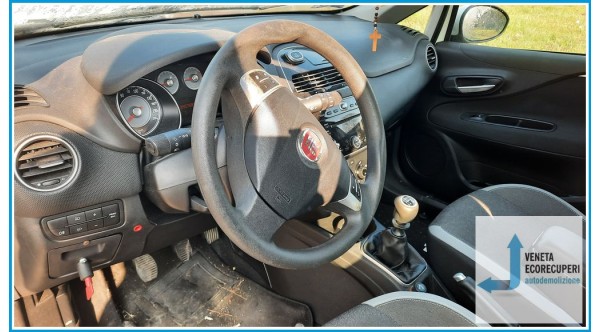 FIAT PUNTO 51 del 2012 parti usate e ricambi - Tipo Motore 350A1000