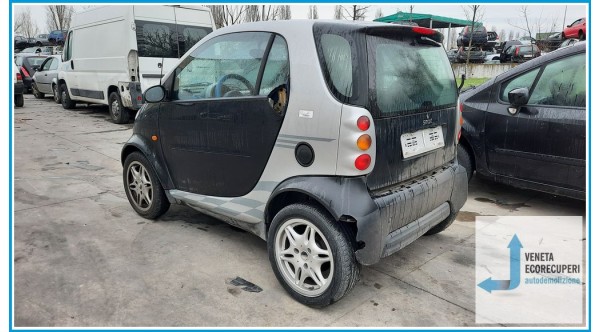 SMART COUPE' C450 del 2000 parti usate e ricambi - Tipo Motore 13