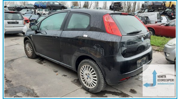 FIAT GRANDE PUNTO 2Y del 2006 parti usate e ricambi - Tipo Motore 350A1000