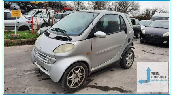 SMART COUPE' C450 del 1999 parti usate e ricambi - Tipo Motore 13