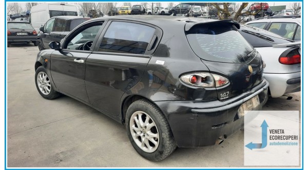 ALFA ROMEO 147 W8 del 2004 parti usate e ricambi - Tipo Motore AR32104