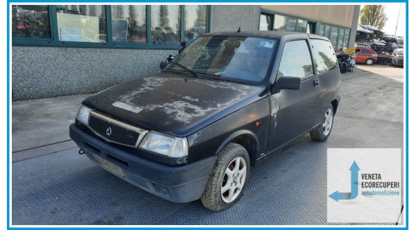 LANCIA Y 10 Autobianch del 1994 parti usate e ricambi