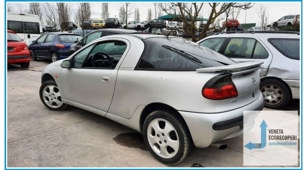 OPEL TIGRA S93 del 1999 parti usate e ricambi - Tipo Motore X14XE