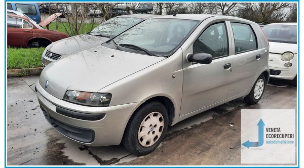 FIAT PUNTO 1N/1P del 2003 parti usate e ricambi - Tipo Motore 188A4000