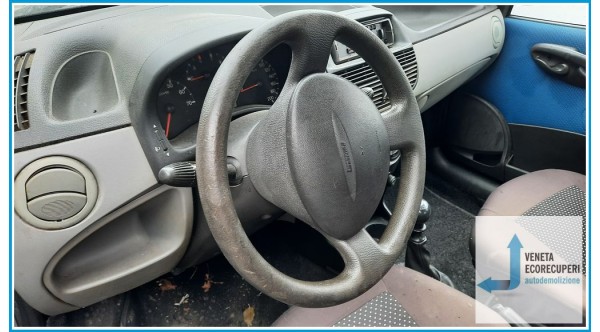 FIAT PUNTO 1N/1P del 2003 parti usate e ricambi - Tipo Motore 188A4000