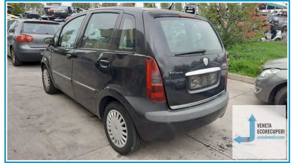 LANCIA MUSA TG del 2005 parti usate e ricambi
