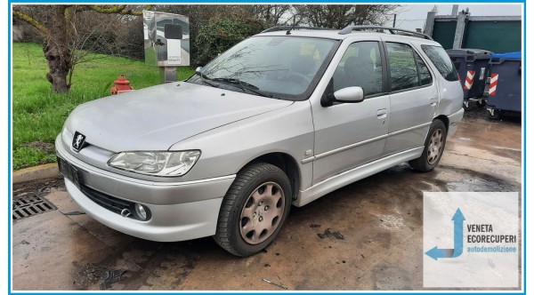 PEUGEOT 306  del 2000 parti usate e ricambi - Tipo Motore KFX
