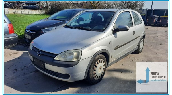 OPEL CORSA X01 del 2002 parti usate e ricambi - Tipo Motore Z12XE