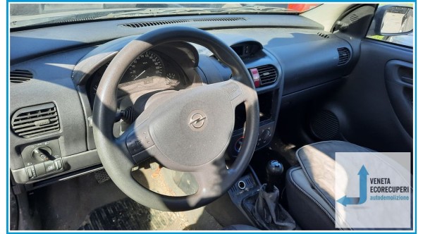 OPEL CORSA X01 del 2002 parti usate e ricambi - Tipo Motore Z12XE