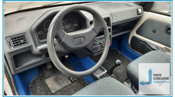 PEUGEOT 106  del 1992 parti usate e ricambi - Tipo Motore HDZ