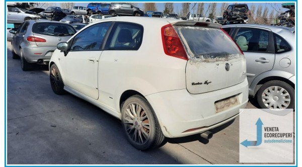FIAT GRANDE PUNTO 2Y del 2008 parti usate e ricambi - Tipo Motore 199A3000