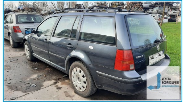 VOLKSWAGEN GOLF 1J del 2001 parti usate e ricambi - Tipo Motore AUS
