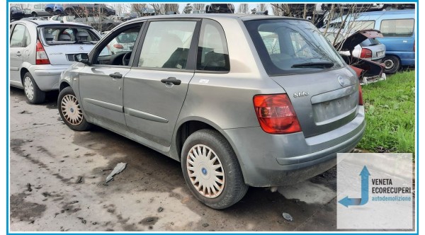 FIAT STILO 2V del 2004 parti usate e ricambi - Tipo Motore 182B6000
