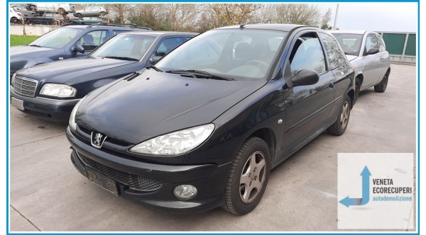 PEUGEOT 206  del 2005 parti usate e ricambi - Tipo Motore HFX