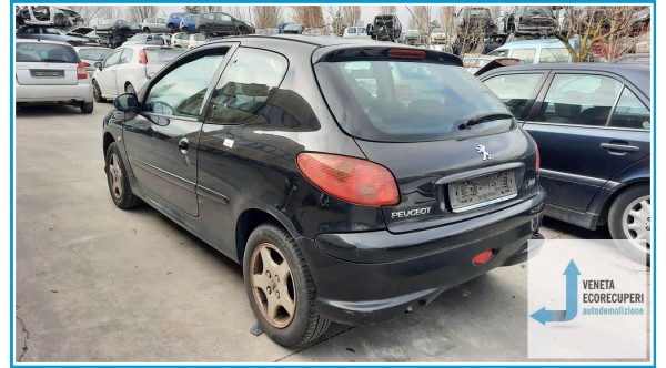 PEUGEOT 206  del 2005 parti usate e ricambi - Tipo Motore HFX